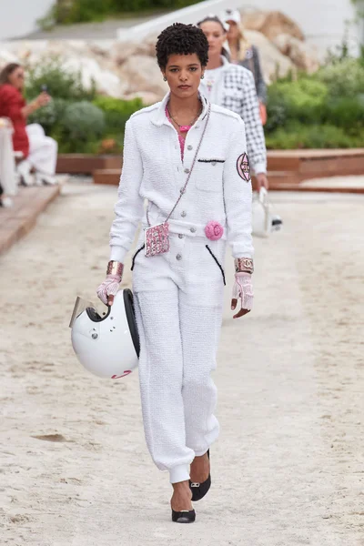 Look 6